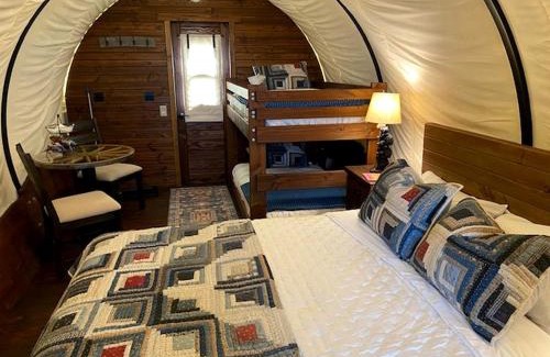 Glenwood Casa | Glenwood Glamping Vacations at this Charming Covered Wagon Rental in Iowa