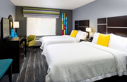 Glenwood Springs Hotel | Glenwood Springs Welcomes You! Free Parking, Free Breakfast, Pets Allowed!