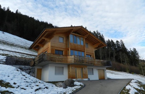 Zweisimmen Apartamento | Gletscherblick, Chalet by Interhome