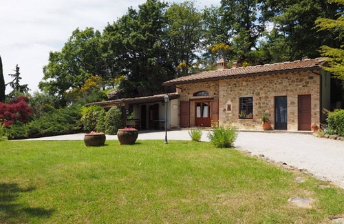 San Gimignano Cabaña | Glicine, casa de campo romántica con patio al aire libre, en las colinas de San Gimignano