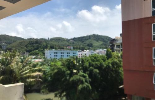 Patong Hotel | Global Hotel Beach View