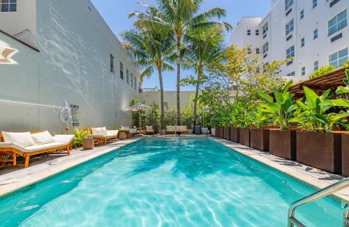 West Avenue Hotel | Global Luxury Suites at The Apex Miami