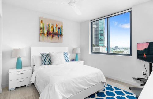 West Avenue Hotel | Global Luxury Suites at The Apex Miami