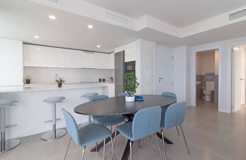 Canet de Berenguer Apartamento | Global Properties: Nuevo apartamento con piscina privada y terraza con vistas al mar.