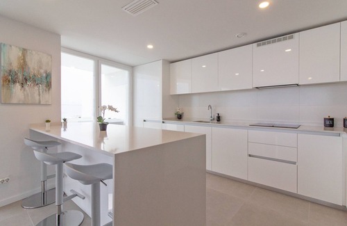 Canet de Berenguer Apartamento | Global Properties: Nuevo apartamento con piscina privada y terraza con vistas al mar.