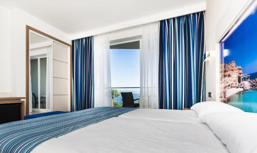 Nueva Milla de Oro Hotel | Globales Playa Estepona