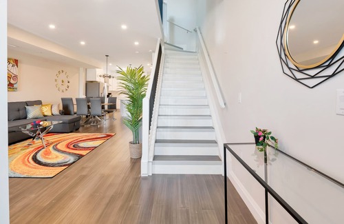 Walkerville Casa | GLOBALSTAY . New Townhomes 16 Guests, Private Gym, Sauna, BBQ