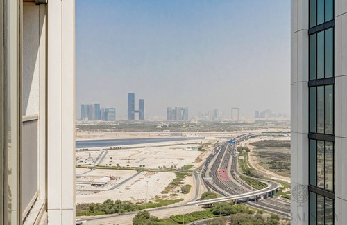 Nad Al Sheba Apartamento | GLOBALSTAY. The Crest Tower C Apartments