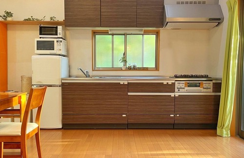 Shimotaga Cabaña | Globe House Atami / Atami Shizuoka
