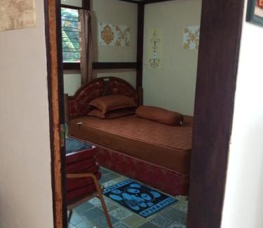 Ambon Casa | Gloria Guest House
