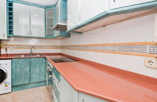 El Clot Apartamento | Glorias Flat: Sagrada Familia 15 min Beach 20 min