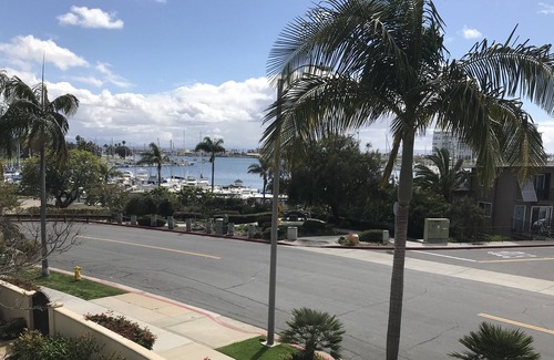 Coronado Cabaña | Glorietta Bay Breeze Beach Cottage- 4bd / 4bth Sleeps 8 Bay View!