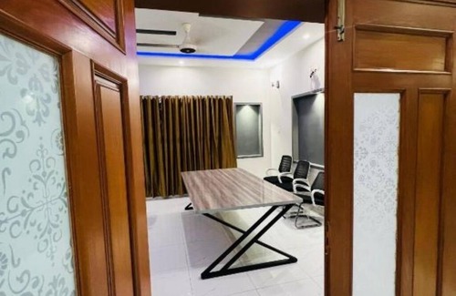 Fatehjang Casa | Glorious Guest House (Standard King Room)
