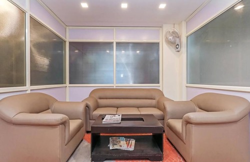 Hebbal Hotel | Las habitaciones gloriosas se quedan cerca de la estación de tren de Hebbal