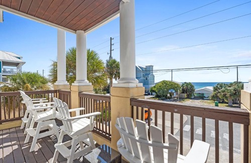 Kiska Beach Casa | Glory Daze Beach House by Panhandle Gateways