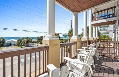 Kiska Beach Casa | Glory Daze Beach House by Panhandle Gateways