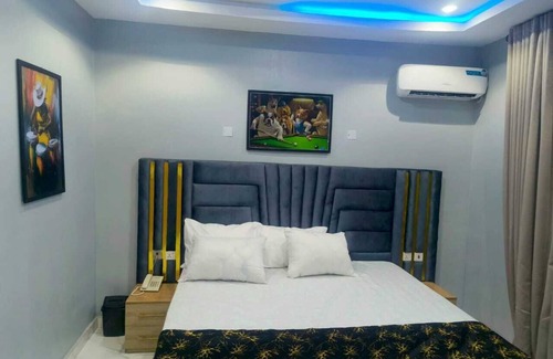 Akure Hotel | Glossy Luxury Hotel