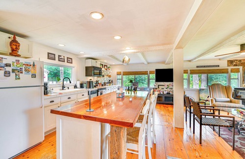 Gloversville Casa | Gloversville Getaway w/ Grill: 5 Mi to Water!