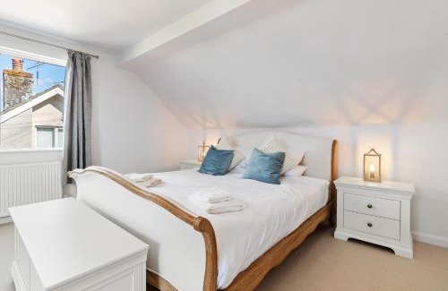 Saundersfoot Casa | Glynmar - Sea Glimpses Hot Tub Pool Table