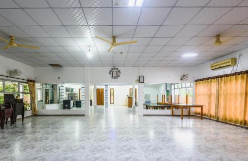 Pasikuda Casa | Gnanam Holiday Inn