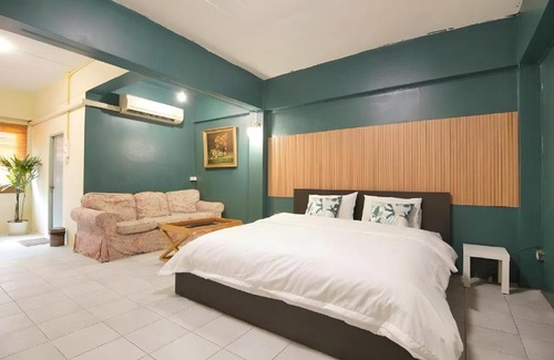 Wang Burapha Phirom Apartamento | GO INN The Grand Palace - MRT Samyot Station