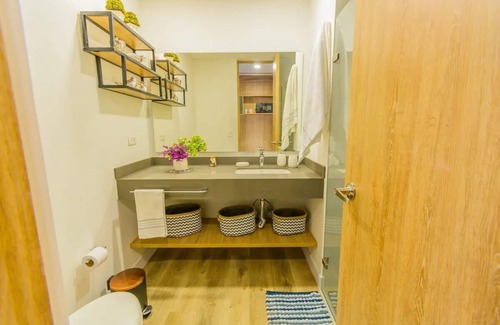 La Aguacatala Hotel | Go Rentals