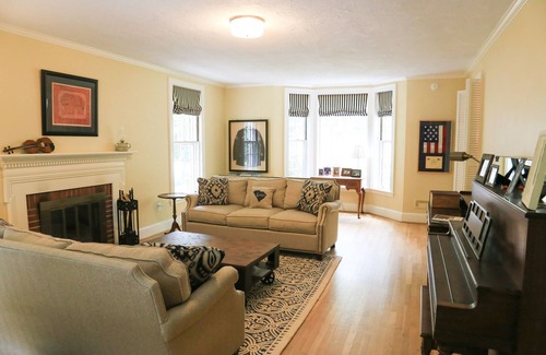 Clemson Casa | ¡Camina hacia Death Valley, en el lago Hartwell!