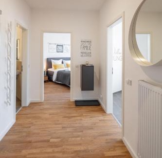 Aue Apartamento | Goethe Palais Suite Anna Amalia l 1-8P l Lift l Parkplatz