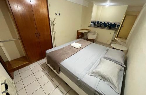 Ribeirao Preto Apartamento | GoHost Living - 2 Ruas do Shopping Santa Úrsula