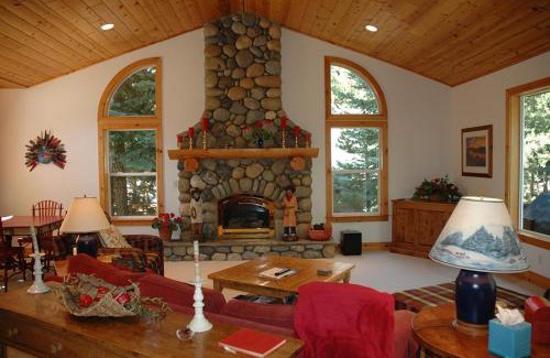 Chamberlands Casa | Going By Hauserman Rentals