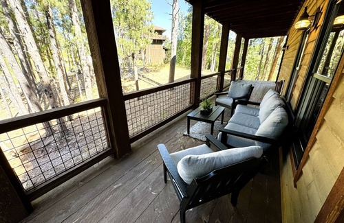 Deadwood Cabina | Vistas impresionantes, acceso a la piscina, cubiertas envolventes, cerca de Deadwood / ATV Trails, A / C