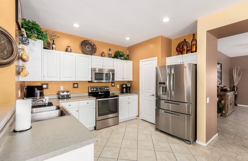 Gold Canyon Casa | Gold Canyon Getaway: Pool, Spa & Mountain Views