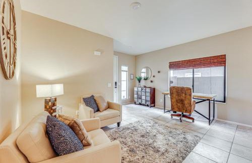Gold Canyon Casa | Gold Canyon Golfers Getaway with Scenic Views!