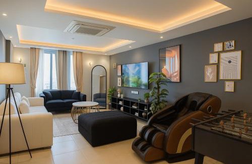 Lahore Hotel | Gold Crest Designer Family Apartments DHA Phase 4 Lahore