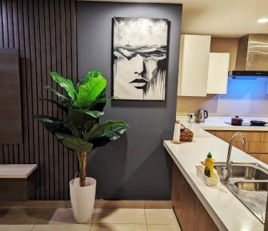 Lahore Apartamento | Gold Crest Mall Luxury One Bedroom Apartment DHA Lahore