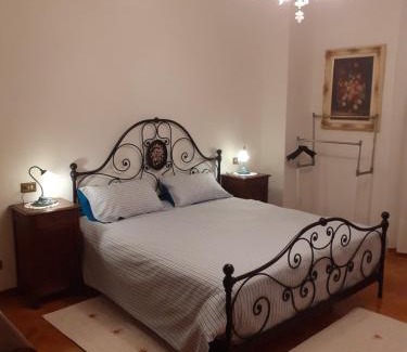 Maranello Casa | Gold House
