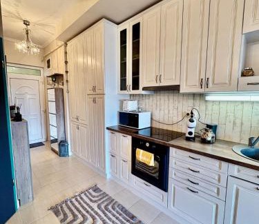 Kecskemet Apartamento | Gold Moon Apartment