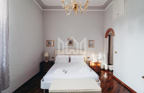 Ferrara Historic Centre Apartamento | Gold Palace *