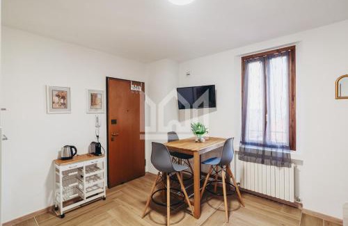Ferrara Historic Centre Apartamento | Gold Palace *