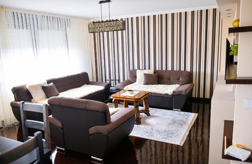 Banja Luka Apartamento | Gold studio
