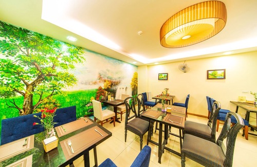 Hang Trong Hotel | Golden Legend Diamond Hotel