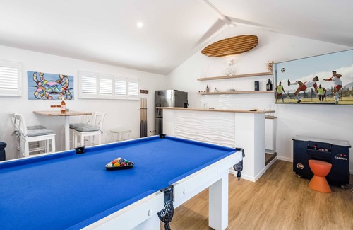 Golden Beach Casa | Golden Beach Ultimate Family Getaway