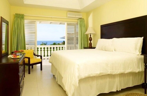 Oracabessa Villa | Villas frente al mar! ¡TUBO RESPIRADOR! KAJAKS! ¡COCINERO! ¡PISCINA! 4 a 16BR