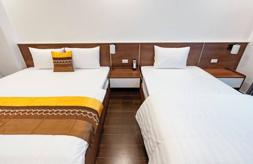 Hanoi Hotel | Golden Crown Hotel