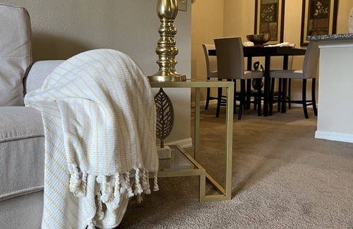 Northside Apartamento | *Golden Dream Retreat* w| Lakeview Nr Jax INT Airport
