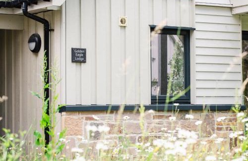 Alvie Casa | Golden Eagle Lodge