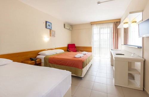 Kadnlar Denizi Mahallesi Hotel | Golden Gate Hotel