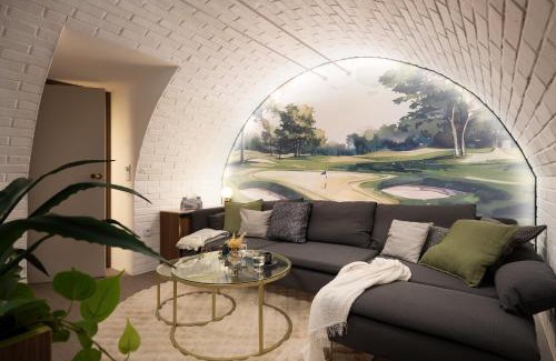 Brno Apartamento | GOLDEN GOLF Brno with WHIRLPOOL, GARDEN and free PARKING