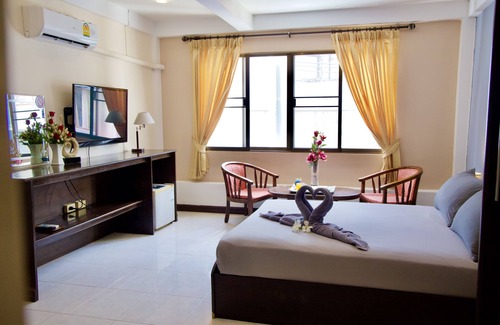 Cha-am Casa | Golden Guesthouse