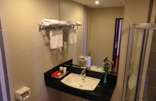 Bai Chay Hotel | Golden Halong Hotel
